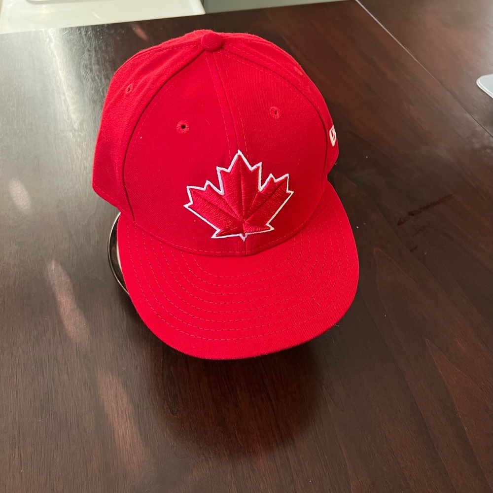 New Era Toronto Blue Jays fitted hat.